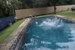 piscine à pente douce